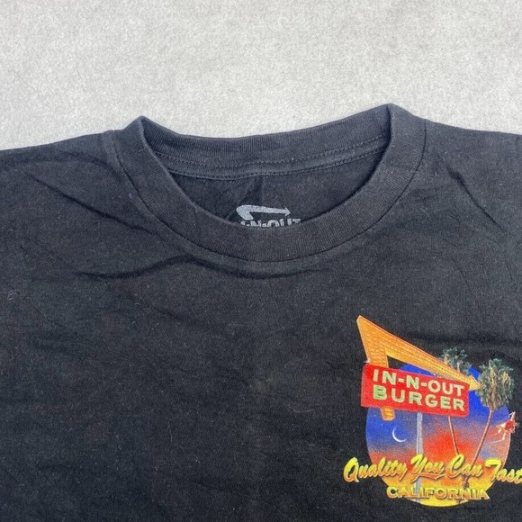 In N Out Burger Graphic Tee Thrifted Vintage Style Size S - Picture 10 of 11